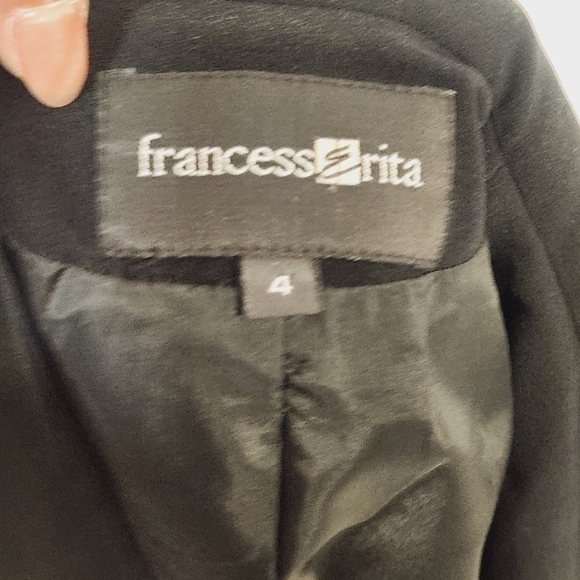 Francess & Rita Elegant Ladies Blazer Unique Design With Several Buttons Size 4 - Picture 5 of 6